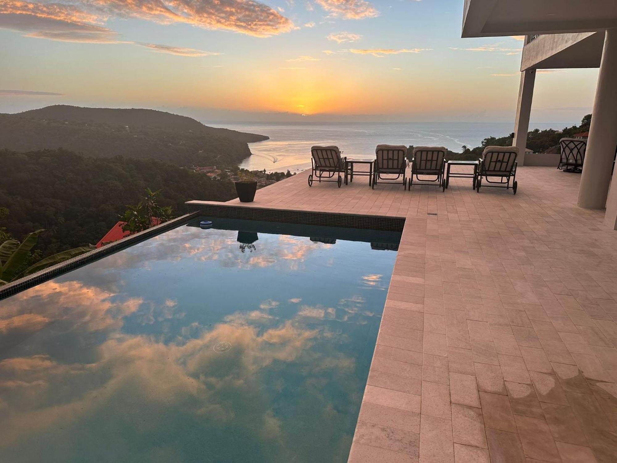Belle La Maye Bed And Breakfast Villa Anse La Raye Bagian luar foto